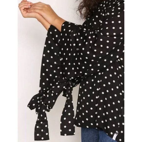One Teaspoon Women's Black Bonnie Ace Polka Dot Off-the-shoulder Top Size XS - Picture 10 of 16
